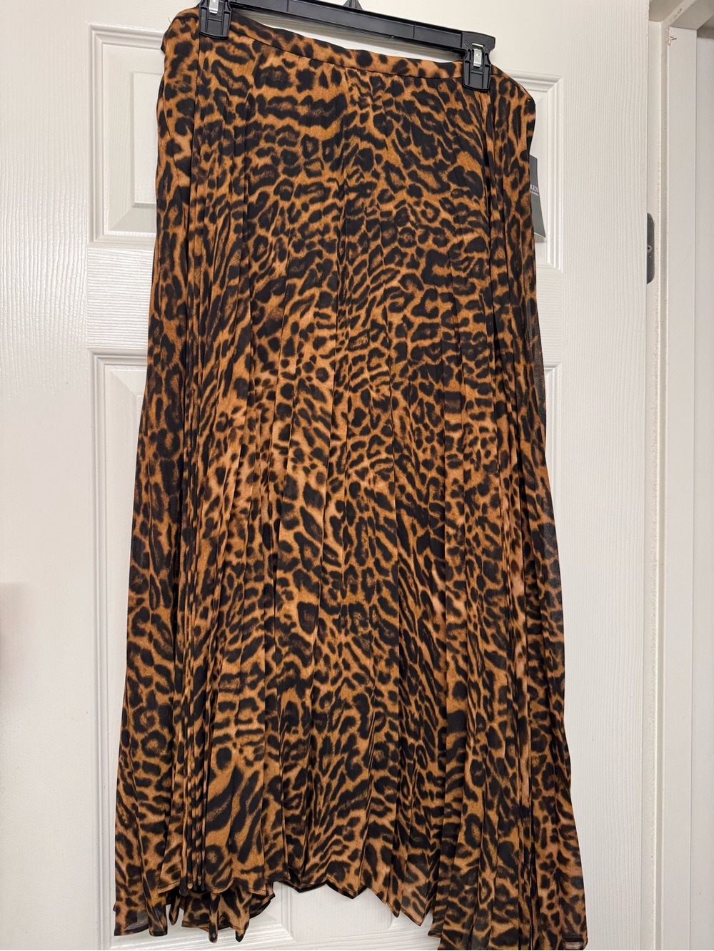 NWT- Lauren Ralph Leopard Print Pleated Midi Skirt- Size 12 - Picture 2 of 5